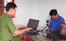 Giết người bằng dao, bị khởi tố thêm tội sử dụng trái phép vũ khí quân dụng