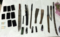 Ngăn chặn 10 thanh thiếu niên mang theo nhiều hung khí chuẩn bị hỗn chiến