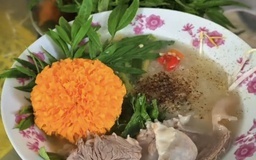 Cẩn thận với trend 'ăn hoa như ăn rau'