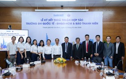 Trường thành viên đầu tiên của ĐH Quốc gia TP.HCM ký kết hợp tác với Báo Thanh Niên