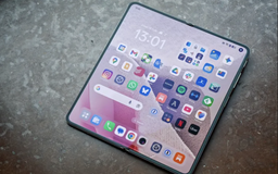 Oppo Find N6 lộ diện: Bản lề mạ vàng, màn hình gập tự phục hồi