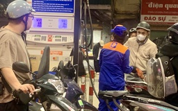 Sau 4 kỳ tăng 'phi mã', vì sao giá xăng dầu giảm mạnh?