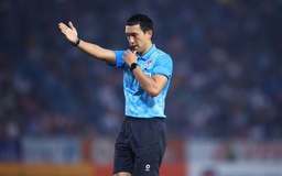 Hai trọng tài Hàn Quốc cực ‘xịn’ điều hành trận Ninh Bình đấu CLB CAHN: Đua vô địch quá 'nóng'