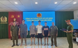 Khởi tố 23 thanh thiếu niên 'hỗn chiến' trước quán cà phê ở TP.HCM