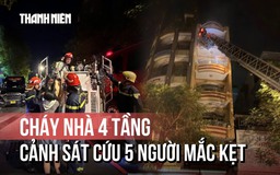 Nghẹt thở giải cứu 5 người mắc kẹt vụ cháy nhà 4 tầng ở trung tâm TP.HCM