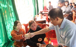 Vụ nhà dân chênh vênh bên mép vực sâu: Chủ đầu tư nhận trách nhiệm, xin lỗi dân