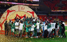 Senegal phản hồi nóng sau vụ bị tước chức vô địch: Sẵn sàng trả lại 263 tỉ đồng nhưng quyết giữ… cúp