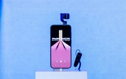 Honor ra mắt Robot Phone, tích hợp AI