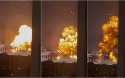 Chiến sự Ukraine ngày 1.468: Đòn đánh lớn bằng UAV vào cảng Nga
