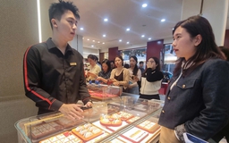 Giá vàng có thể 'rơi' về vùng 160 triệu đồng/lượng?