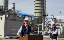 Mỹ cho phép bán dầu nguồn gốc Iran, cho vay 45,2 triệu thùng dự trữ chiến lược