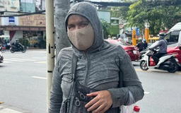 Vòng xoáy vé số 'mua đứt bán đoạn': Nghiệt ngã phận đời khiếm khuyết