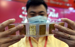 Giá vàng hôm nay 22.3.2026: Rớt thảm, người mua lỗ nặng 23 triệu đồng