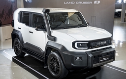 Toyota Land Cruiser FJ 'chốt' giá 900 triệu đồng tại Thái Lan, chờ ngày về Việt Nam