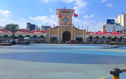 Khu vực trước chợ Bến Thành lem nhem sau cải tạo: Sở Xây dựng TP.HCM nói gì?