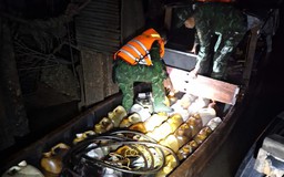 Bắt giữ nghi phạm trộm 900 lít dầu của tàu cá neo tại rạch Bình Châu