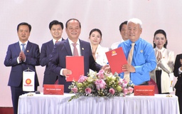 Ký kết xây 30.000 căn nhà ở xã hội cho người thu nhập thấp ở TP.HCM