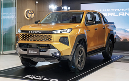 Ô tô hybrid của Toyota hút khách, Hilux vượt Yaris Cross trở thành xe bán chạy nhất