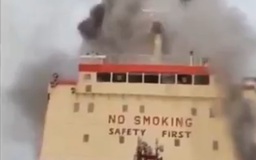 Xuồng tự sát Iran lần đầu đánh trúng mục tiêu trong xung đột Trung Đông