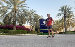 Du khách Việt mắc kẹt ở Oman: 'Tâm trạng thay đổi như chứng khoán'