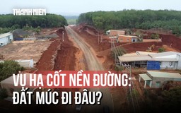 Vụ hạ cốt nền đường khiến nhà dân chênh vênh: Đất sau khi múc đưa đi đâu?