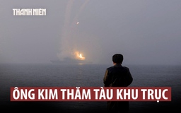 Ông Kim Jong-un lên tàu khu trục, xem phóng tên lửa chiến lược
