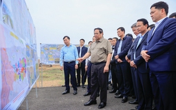 Thủ tướng: Phát triển khu thương mại tự do tại sân bay Gia Bình