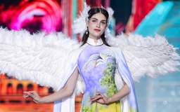 Hoa hậu Venezuela, Mỹ khoe sắc cùng áo dài trên đường đi bộ Nguyễn Huệ