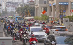 Chậm tiến độ, đường Nguyễn Tuân vẫn bụi mù mịt