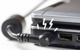 5 thói quen âm thầm hủy hoại pin laptop