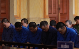 Nhóm bị cáo 'bán đường' ở Khu công nghệ cao TP.HCM vào giờ cấm