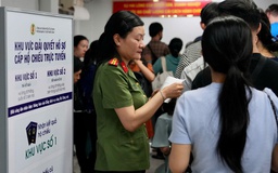 Các lỗi phổ biến khiến hồ sơ làm hộ chiếu bị 'treo' và cách khắc phục