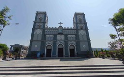 Chuông đồng đúc từ súng thần công ở nhà thờ gần 140 tuổi