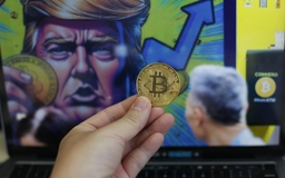 Giá Bitcoin hôm nay 13.4.2026: BTC sập sau tin Mỹ phong tỏa eo biển Hormuz