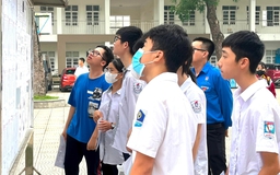 Học sinh đăng ký thi lớp 10 được cập nhật 'tỷ lệ chọi' liên tục