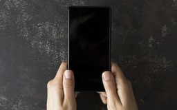 Cách 'hồi sinh' smartphone Android bật không lên nguồn