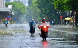 Không khí lạnh 'hạ nhiệt' nắng nóng miền Trung, gây mưa 2 ngày ở miền Bắc