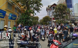 Nhiều học sinh, bảo mẫu Trường tiểu học Đặng Thùy Trâm, TP.HCM nghi ngộ độc thực phẩm