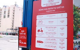 Xem bắn pháo hoa lễ 30.4 ở TP.HCM: Gửi xe ở đâu để không bị 'hét giá'?