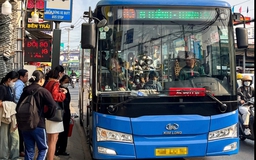 Đi xe buýt ở TP.HCM không nên bỏ qua 4 lưu ý này...