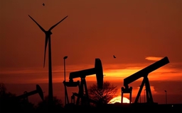 Giá xăng dầu hôm nay 8.4.2026: Thế giới lao dốc, trong nước có thể điều chỉnh sớm