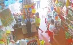 Công an Huế mời chủ tạp hóa đánh liên tiếp vào mặt nam sinh, lên làm việc