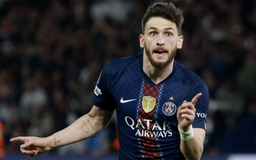 Liverpool 'vụn vỡ' bị PSG đánh bại, Barca trả giá cực đắt vì sai lầm tai hại