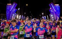 Giải chạy đêm giàu sức sống, truyền cảm hứng mạnh mẽ của một 'thành phố không ngủ'