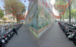 Đường sách TP.HCM trước nỗi lo không còn... bãi giữ xe