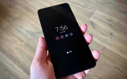 Tại sao cùng bật Always On Display mà Galaxy dòng S lại bền pin hơn dòng A?