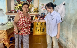 Cha mất giữa biển, nữ sinh viên có nguy cơ bỏ học