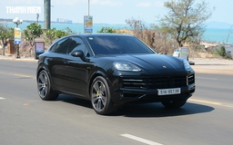 'Ghìm cương' Porsche Cayenne e-hybrid giá gần 7 tỉ đồng: Nhanh, mạnh, ít ngốn xăng