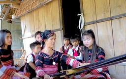 Những 'đại sứ nhí' kể chuyện làng bằng video sáng tạo