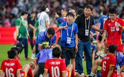 Bảo vệ ngôi vương AFF Cup 2026: Áp lực kép cho HLV Kim Sang-sik đến từ đâu?